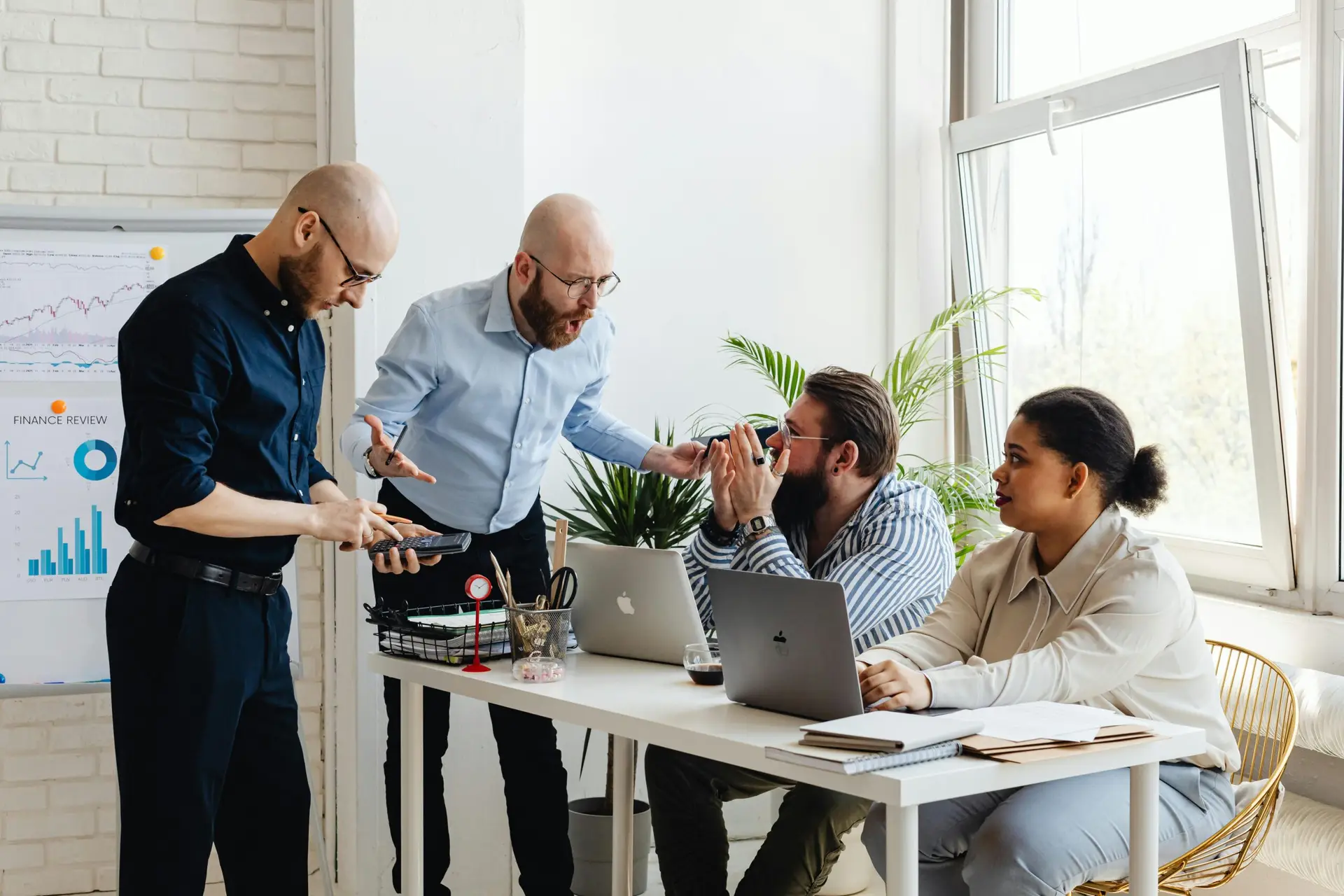 Immigration case management software - consultant team at work